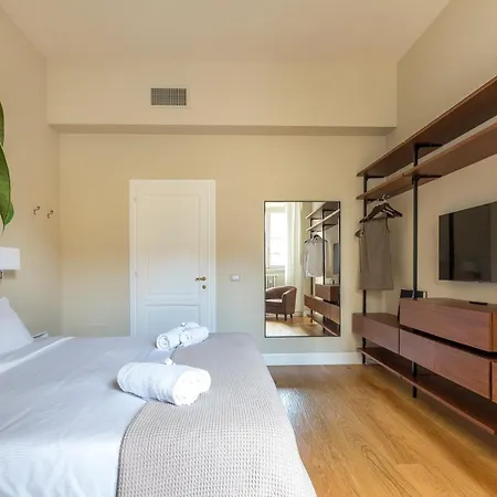 Apartment Lungarno Marvelous With Private Parking Florence